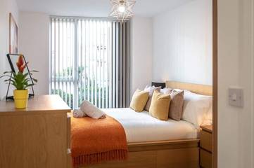 Glamping for 4 People in Reading, Chiltern Hills, Photo 1