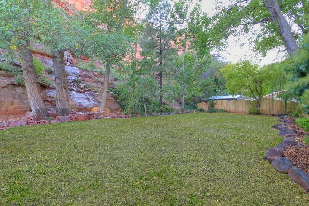 Moderne gemütliche Hütte 9 neben Slide Rock in Oak Creek Canyon