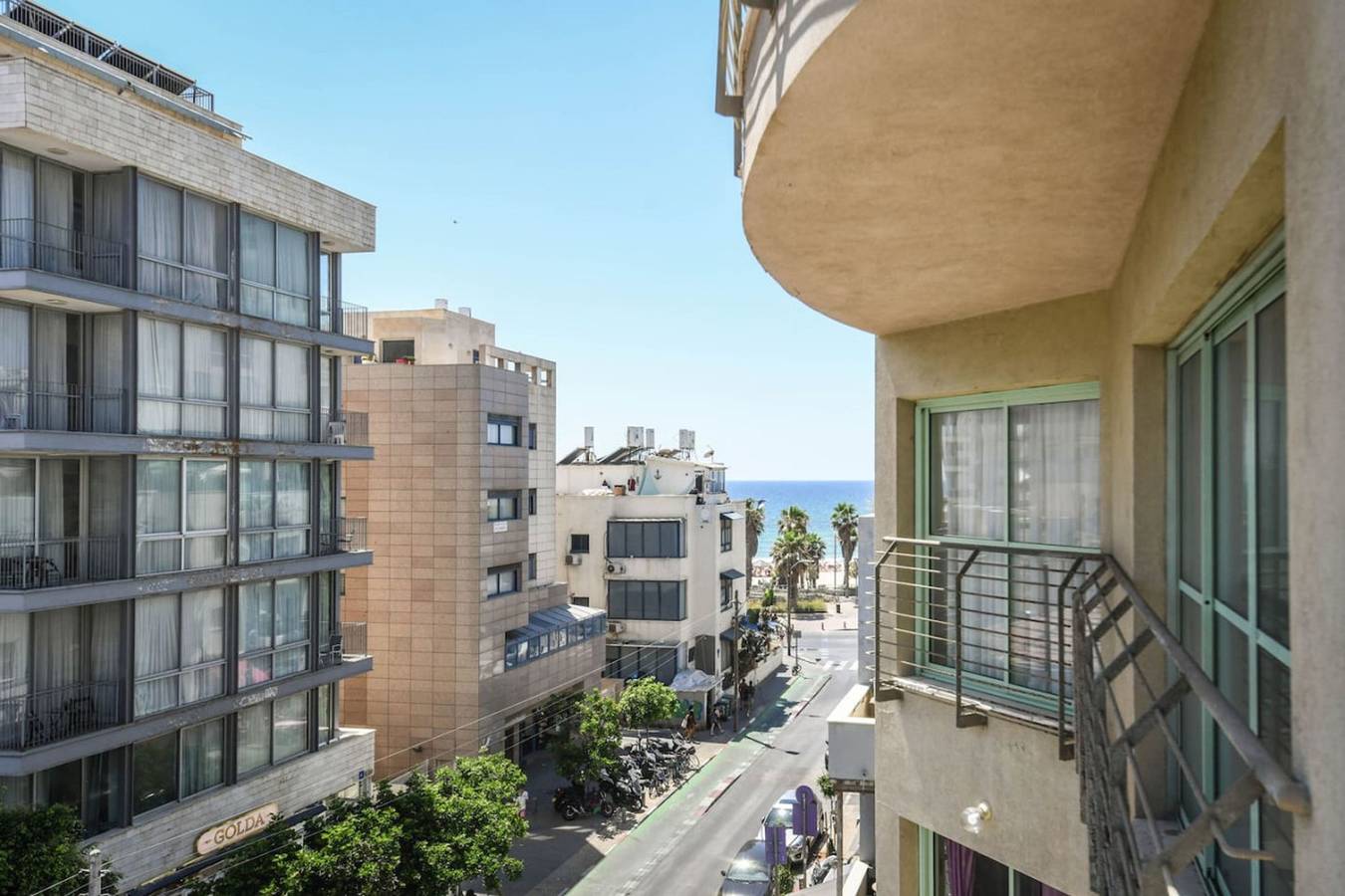 Appartamento intero, Elegant Sea-View Apt w Mamad by Sea N' Rent in Tel Aviv, Distretto di Tel Aviv