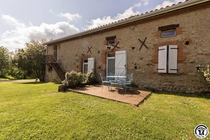 Gîte pour 12 personnes, avec Terrasse et Jardin à Villefranche-de-Lauragais
