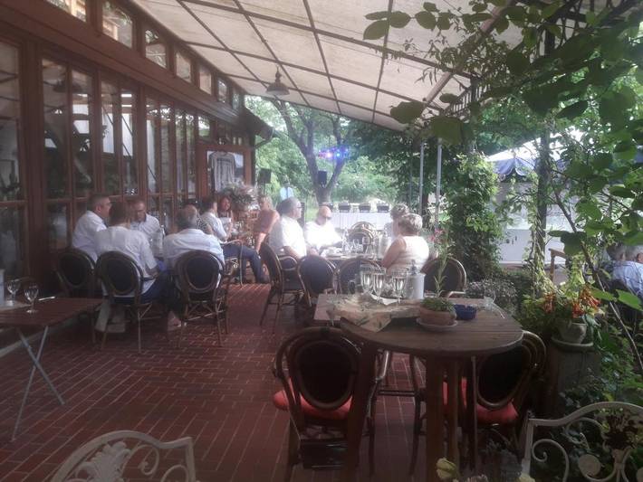 Hotel für 2 Personen, mit Terrasse und Garten sowie Ausblick in Barby - 2