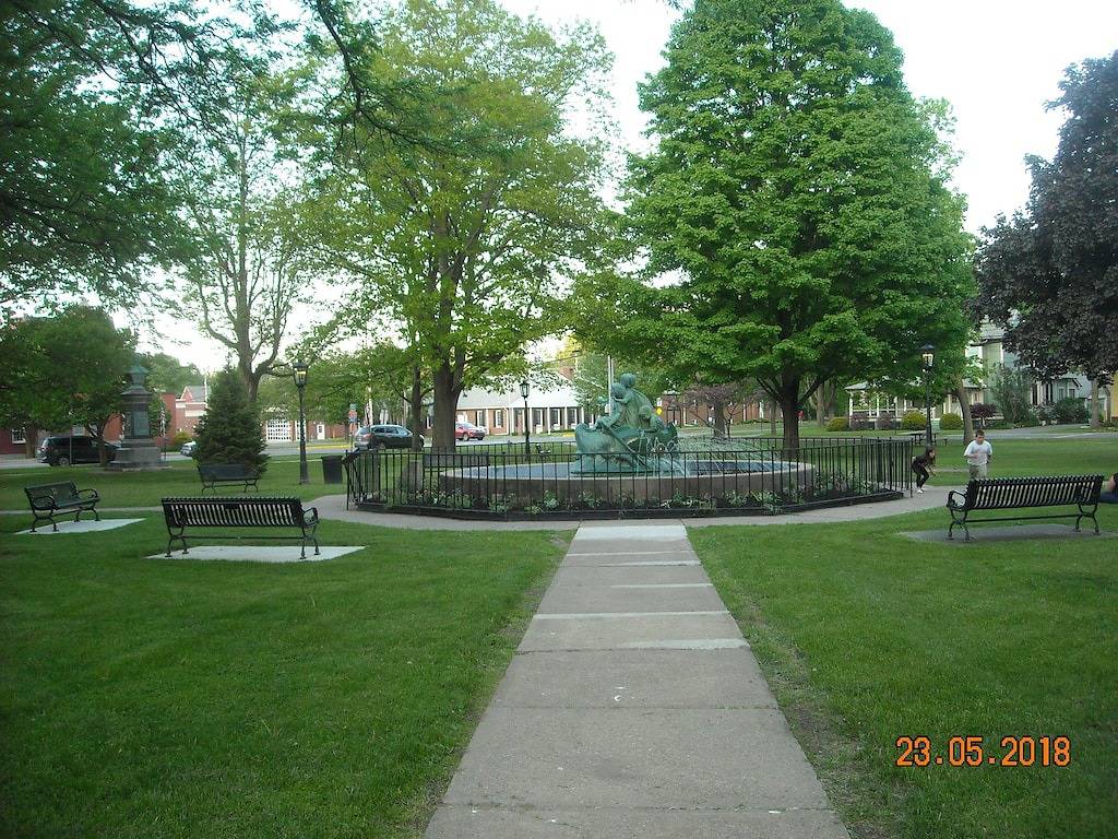 Reizende amische in Handarbeit gemachte Schlucht-Land-Kabine in Wellsboro, Pennsylvania in Tioga County
