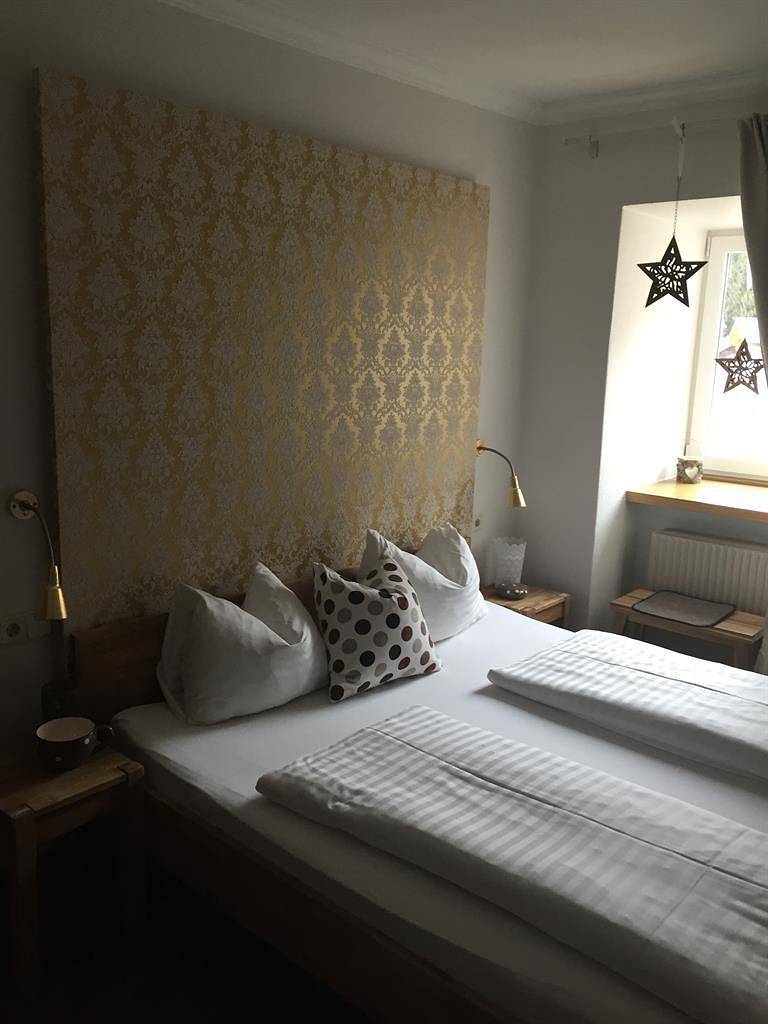 Dreibettzimmer in Villgratner Berge, Strassen im Hochpustertal
