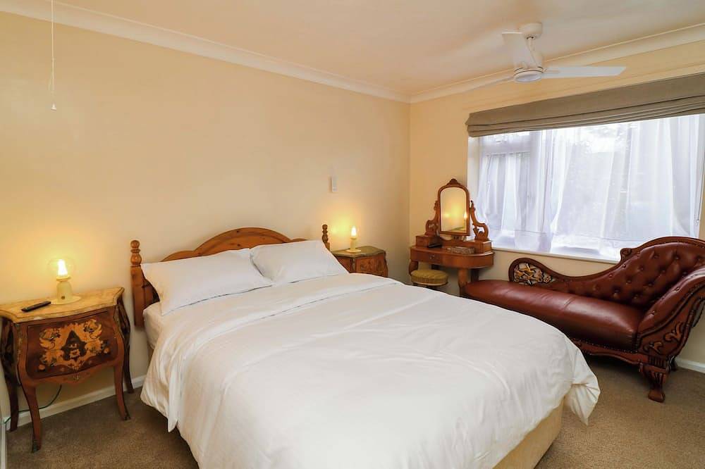 5 Overstone Drive, with a garden in Wisbech in Elm (Cambridgeshire), Cambridgeshire