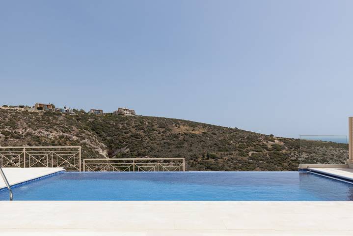 Villa for 6 people, with children pool and terrace as well as garden and pool, child-friendly in Aphrodite Hills