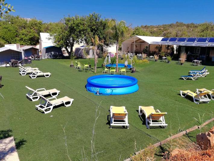 Location de vacances pour 4 personnes, avec piscine ainsi que jacuzzi et jardin dans Pata De Cima - 3