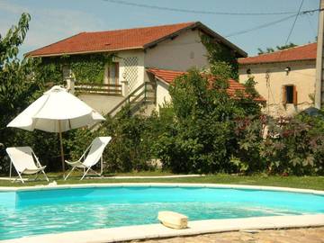 Cottage pour 3 personnes, avec vue ainsi que jardin et terrasse à Albon