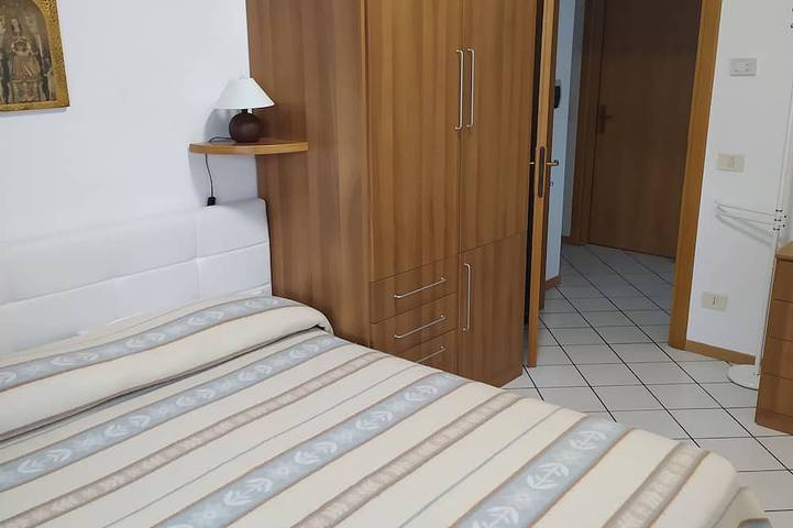 Apartamento entero, 2 min from the historic center. Small apartment in quiet area with balcony. in Riva del Garda, Montañas Garda