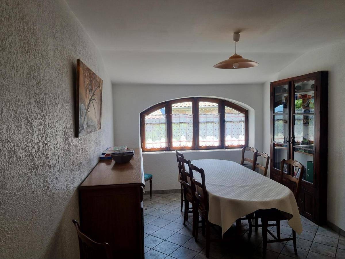 Four-Bedroom House in Ailhon, Parc naturel régional des Monts d'Ardèche