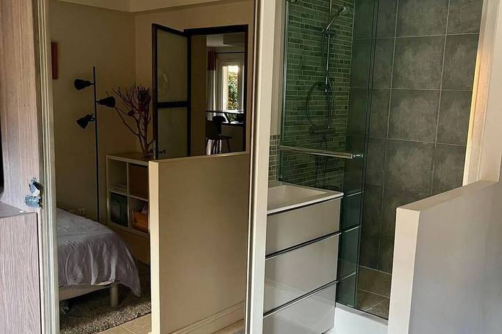 Appartement entier, Ravissant 3 p. en rez de jardin à 5 min à pied du village de Valbonne in Valbonne, Côte méditerranéenne (France)