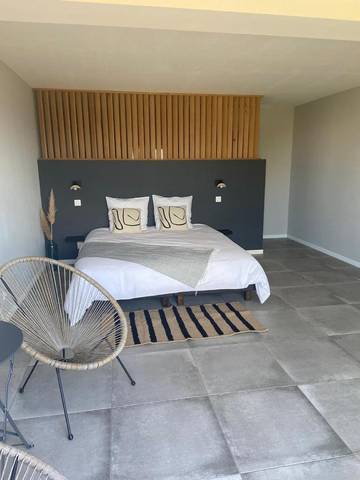 Chambre d’hôte pour 2 personnes, avec piscine et jardin à Lecci