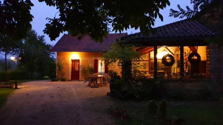 Gîte pour 4 personnes, avec piscine à Soturac - 3