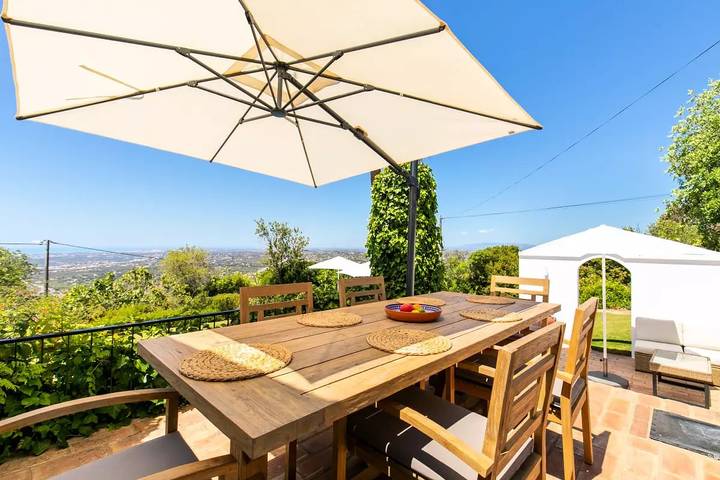 Location de vacances pour 8 personnes, avec piscine et jardin dans Boliqueime - 3