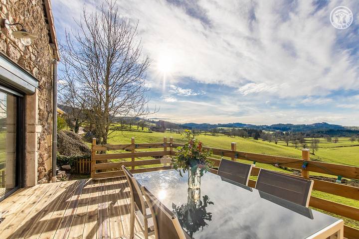 Gîte pour 3 personnes, avec Jacuzzi et Terrasse