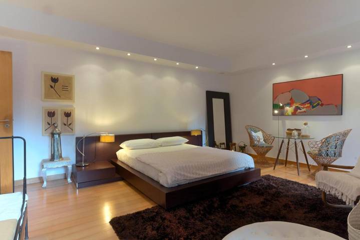 Gîte pour 2 personnes, avec piscine ainsi que vue et jardin dans Santo Estevão - 2