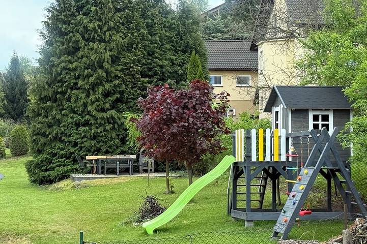 Ferienhaus für 5 Personen, mit Pool und Garten sowie Terrasse - 1