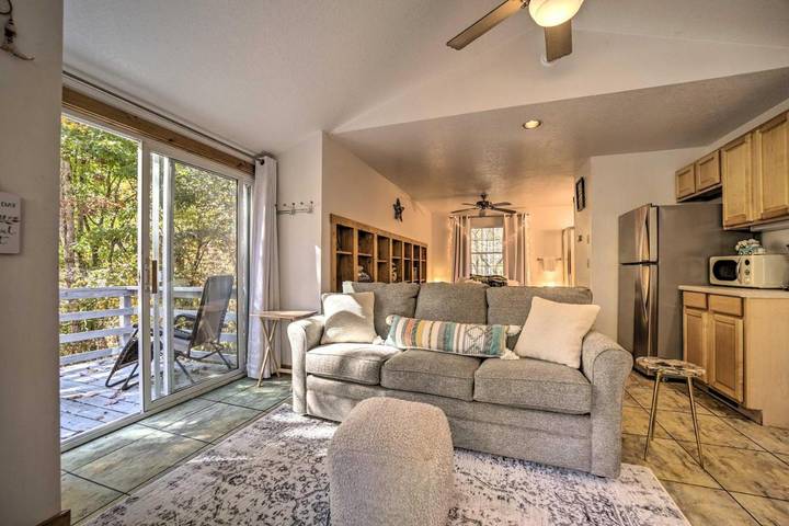 Gîte pour 4 personnes, avec balcon dans Almond (Caroline du Nord)