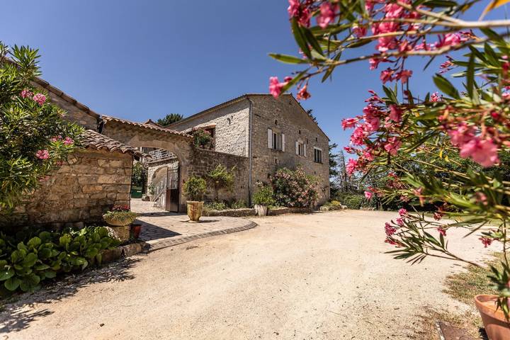 Chambre d’hôte pour 4 personnes, avec jardin, animaux acceptés