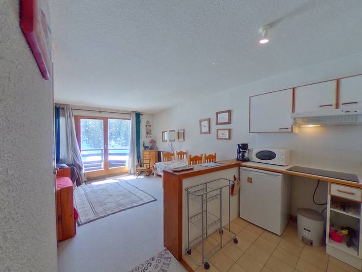 Gîte pour 4 personnes, avec balcon dans La Tania - 4