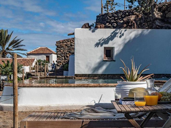 Chalet para 2 personas, con piscina además de terraza y jardín en Tenerife - 2
