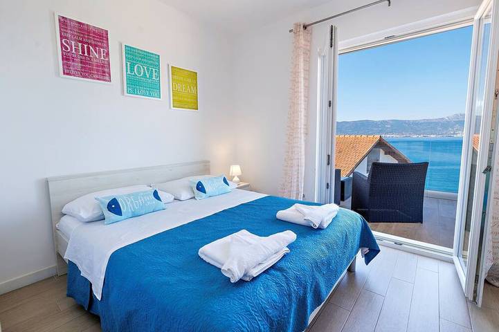 Villa pour 8 personnes, avec jardin et balcon ainsi que jacuzzi et sauna à Slatine - 4