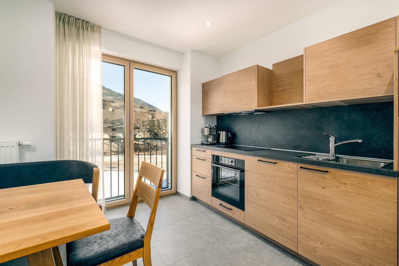 Ganze Wohnung, Ferienwohnung 'Golden' mit Bergblick, Gemeinschaftsgarten und Wlan in Albeins, Brixen