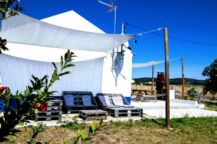 Maison de campagne pour 7 personnes, avec vue et jardin, animaux acceptés à Porto Covo - 3