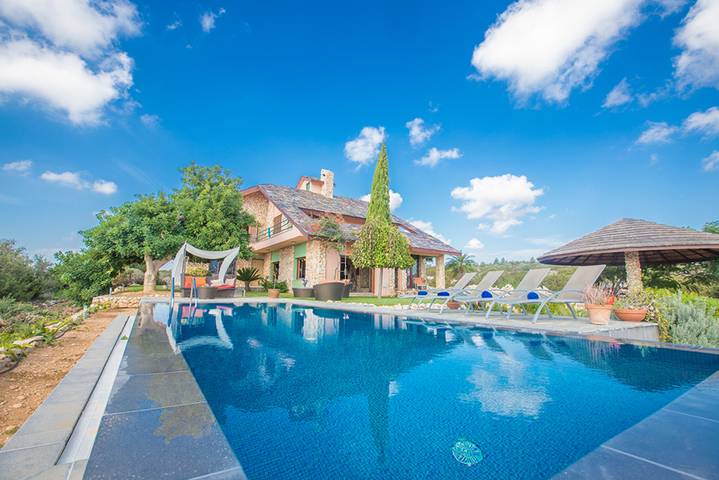 Villa für 8 Personen, mit Balkon/Terrasse und Pool in Ayia Napa