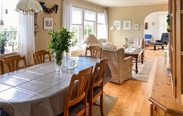 Ferienhaus für 6 Personen mit Garten in Lindesnes