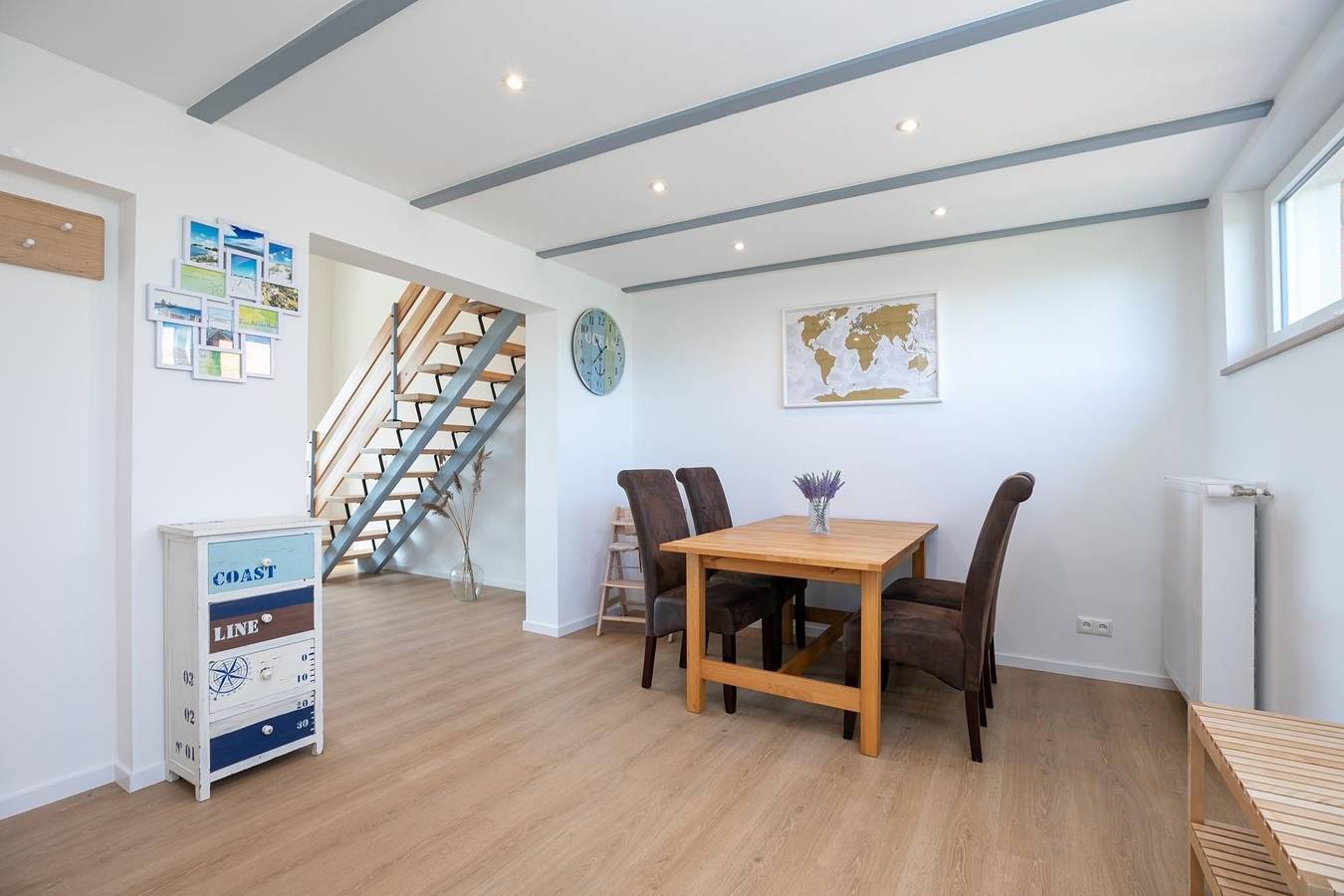 Rosengarten am Feldrand in Lenste, Grömitz