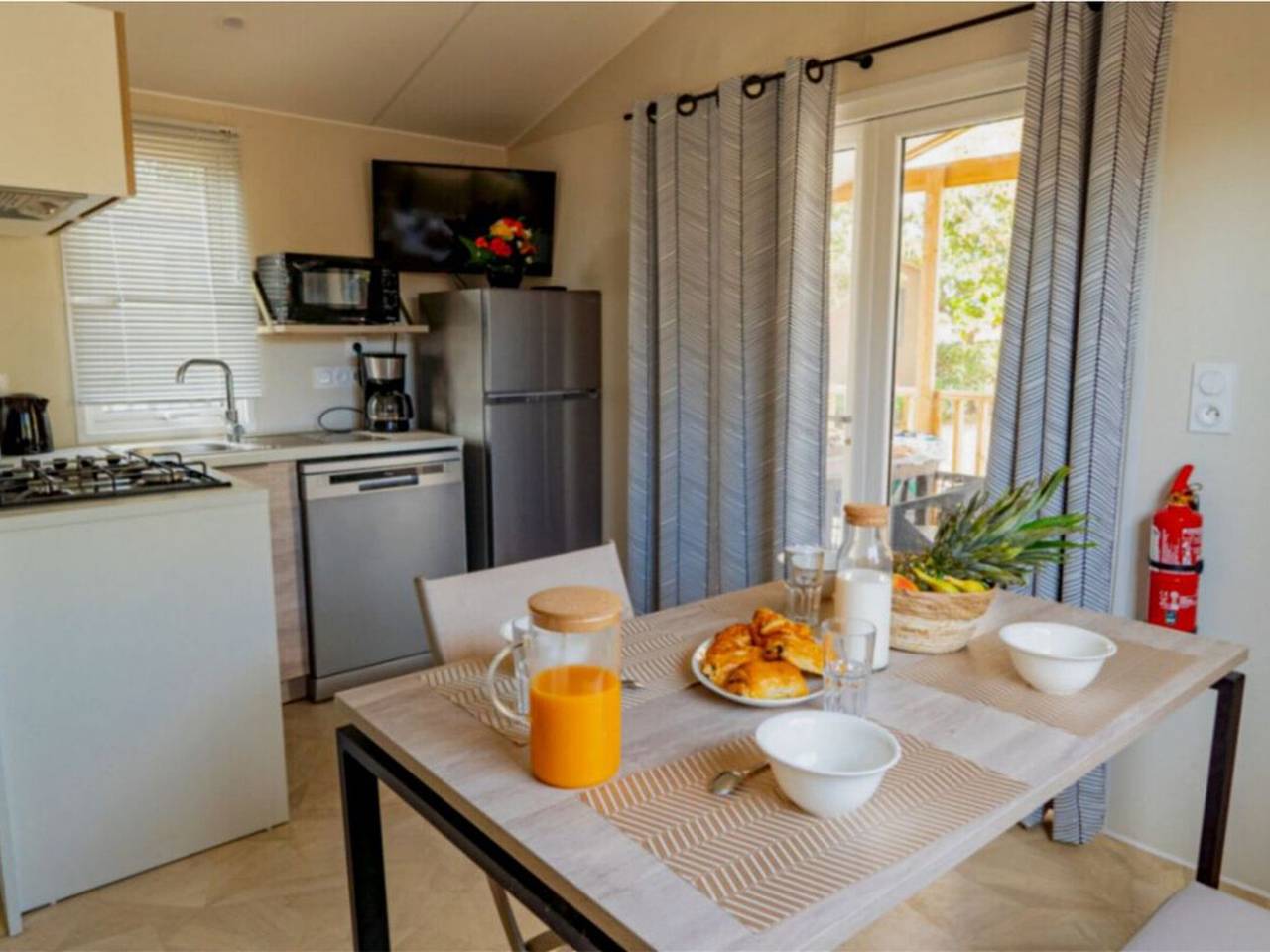 Mobilheim mit Klimaanlage - 4 Pers. in Balaruc-les-Bains, Mittelmeerküste (Frankreich)