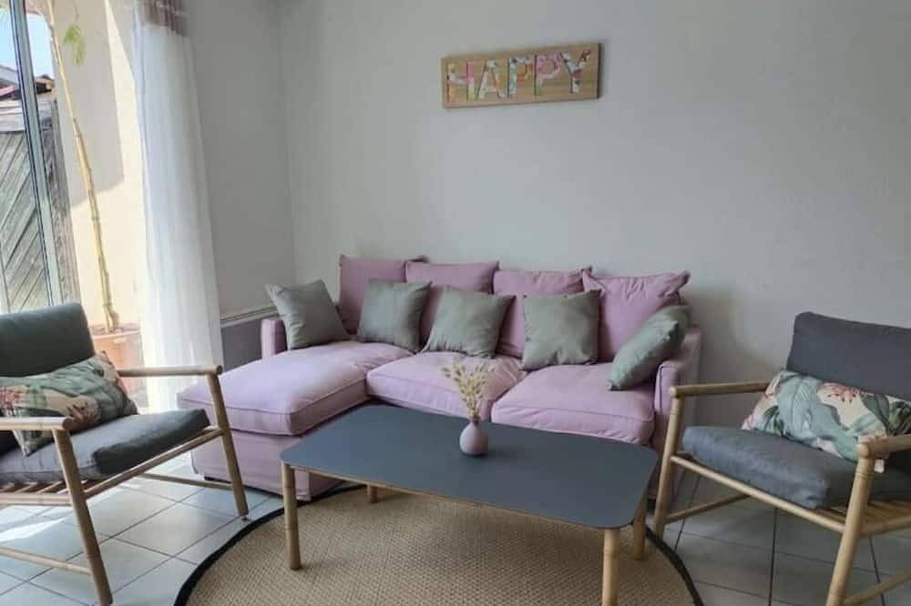 Appartement entier, Jolie maison paisible, avec jardinet et parking in Gujan-Mestras, Région d'Arcachon