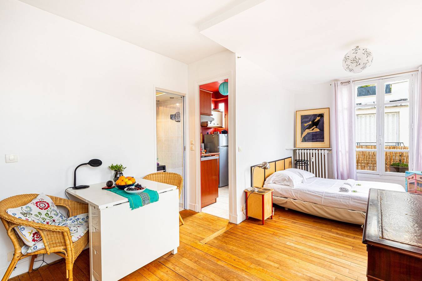 Entire studio, Guestready - Charm & Comfort near the Panthéon in Paris, Ile de France