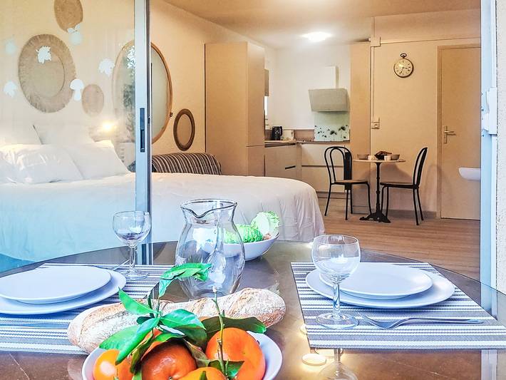 Gîte pour 2 personnes, avec jardin et terrasse dans Le Brusc - 2