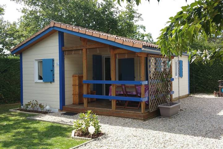 Maison pour 5 personnes, avec terrasse ainsi que piscine et jardin à Lanton