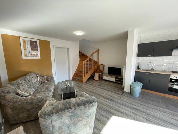 Ferienwohnung für 8 Personen, mit Garten und Ausblick in Hartheim