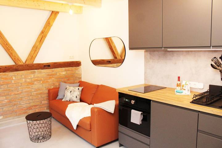 Ferienwohnung für 2 Personen, mit Terrasse und Garten