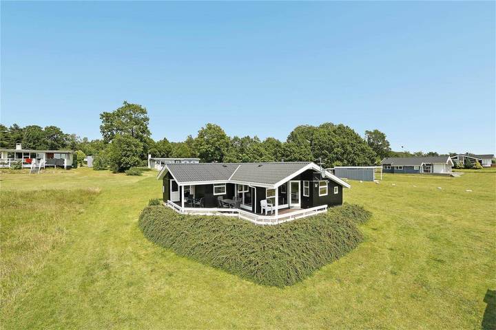 Ferienhaus für 6 Personen, mit Whirlpool und Terrasse sowie Sauna in Odder und Umgebung