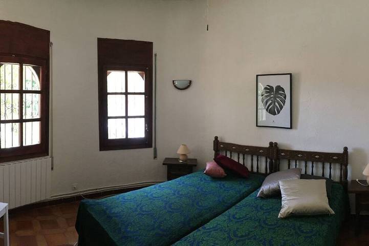 Exclusive Villa, Prime Seafront, with Sea View, Garden & Bbq, 300 m from beach in Platja de l'Arenal (Vandellòs i l'Hospitalet de l'Infant), Vandellòs i l'Hospitalet de l'Infant