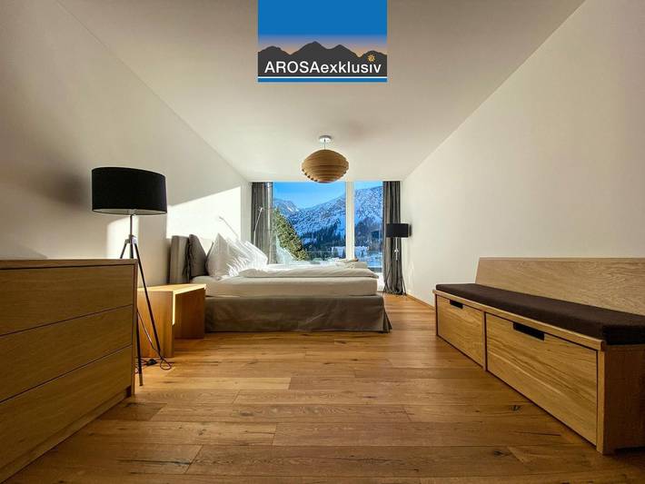 Ferienwohnung für 6 Personen, mit Terrasse und Seeblick in Arosa
