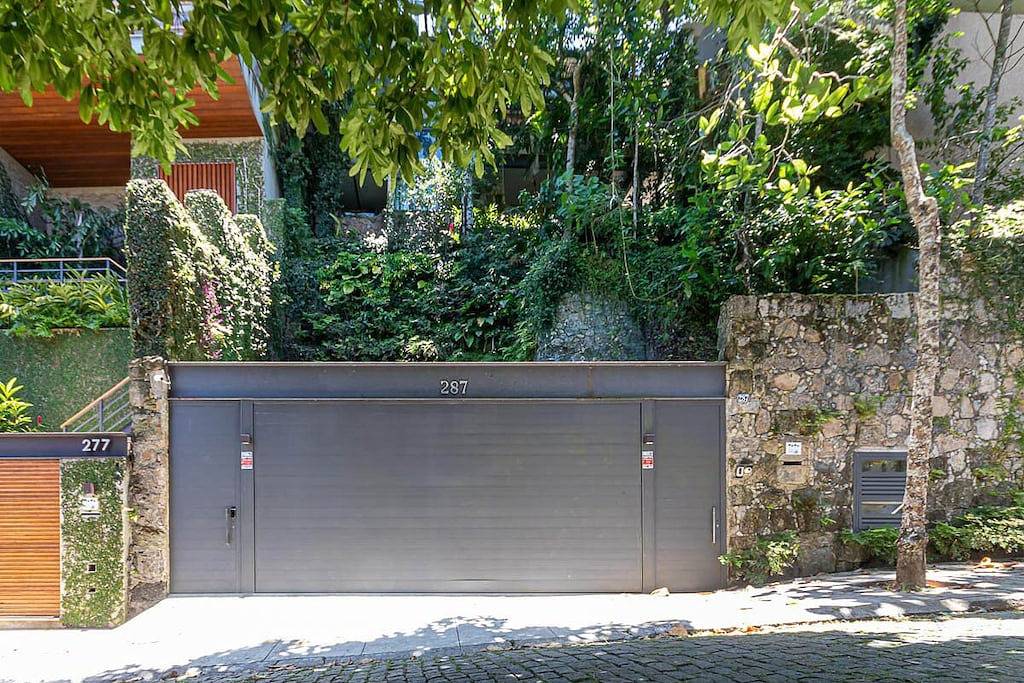 Charming mansion in Jardim Botânico, with unobstructed views in Jardim Botânico (RJ), Rio de Janeiro