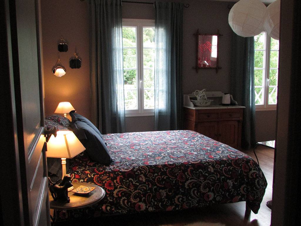 Chambres d'hôtes "Le Clos en Chuchâ" - Chambre in Quemigny-Poisot, Région de Dijon