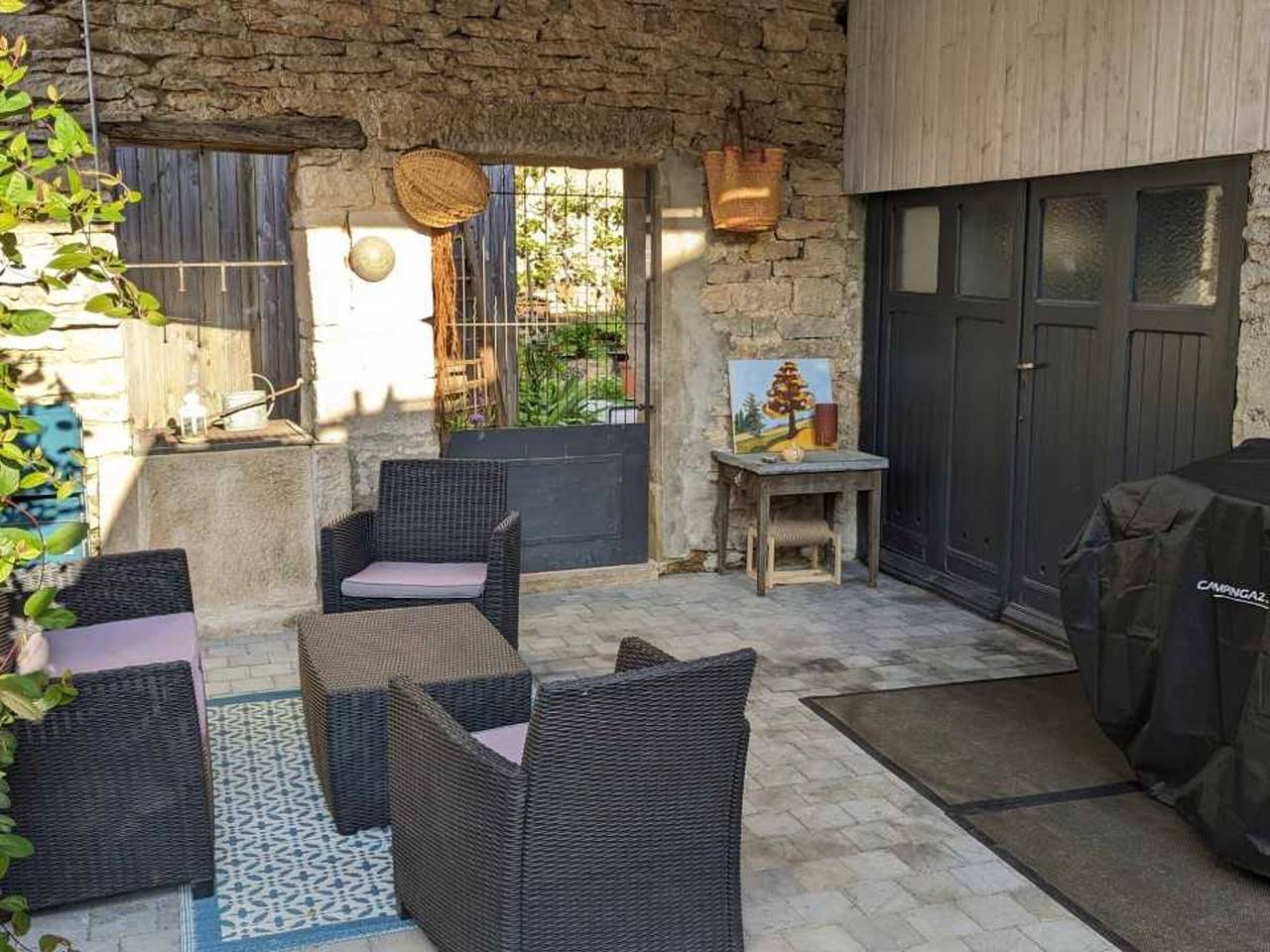 Encantadora Casa en Saint-Rémy con Wifi y Parking in Saint-Rémy (Côte-d'Or), Región de Montbard