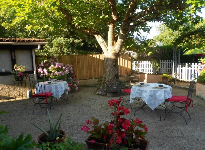 Chambre d’hôte pour 2 personnes, avec piscine et jardin en Dordogne - 4