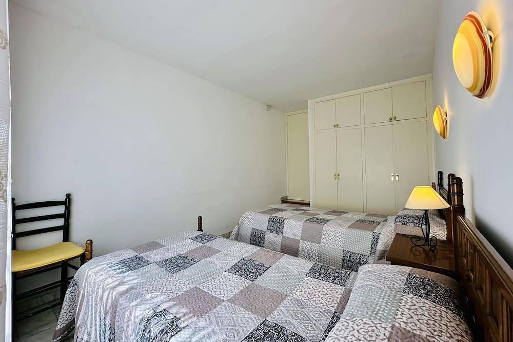 Pins Costabravasi - Piscina, A/C, wifi, parking in Llagostera, Costa Brava