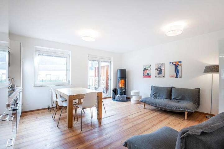 Ferienwohnung für 6 Personen, mit Terrasse und Ausblick in Bad Gastein
