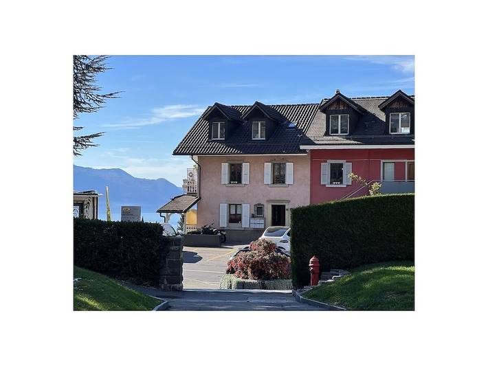 Location de vacances pour 6 personnes, avec Terrasse et Vue sur le lac à Blonay