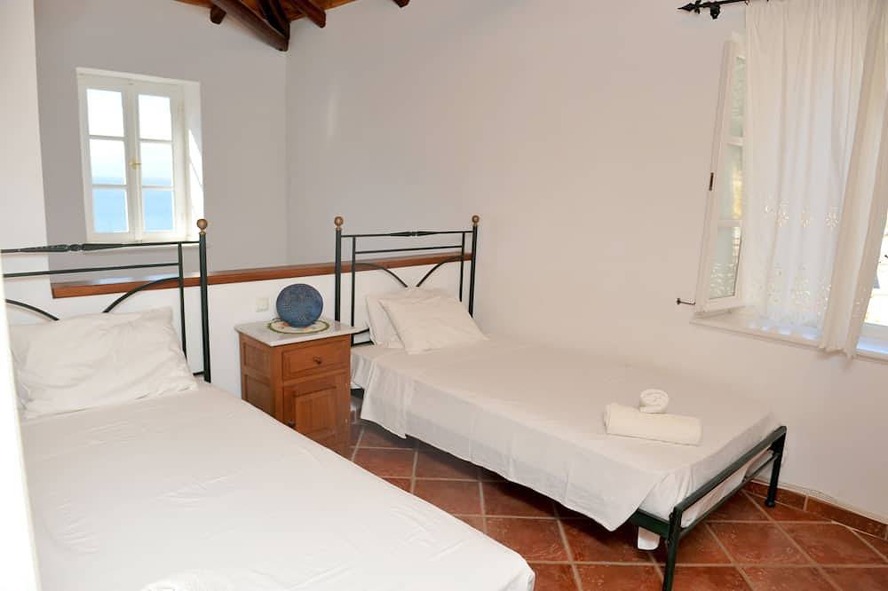 Villa Fivos Recommended For Families. Is A Detached Stone House Near Sea Side in Hydra