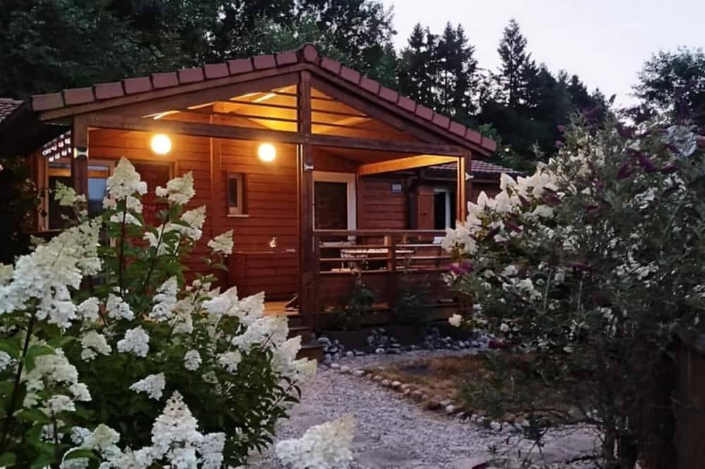 Le Petit Chalet Des Vosges (near Gerardmer) in Corcieux, Parque natural regional de los Ballons des Vosges