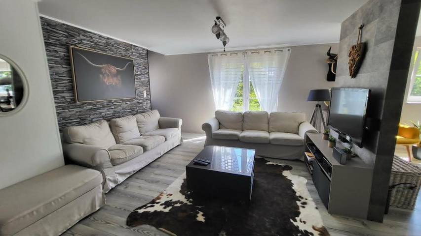 Maison de vacances pour 5 personnes, avec Balcon et Terrasse ainsi que Jardin et Sauna à Trois-Ponts